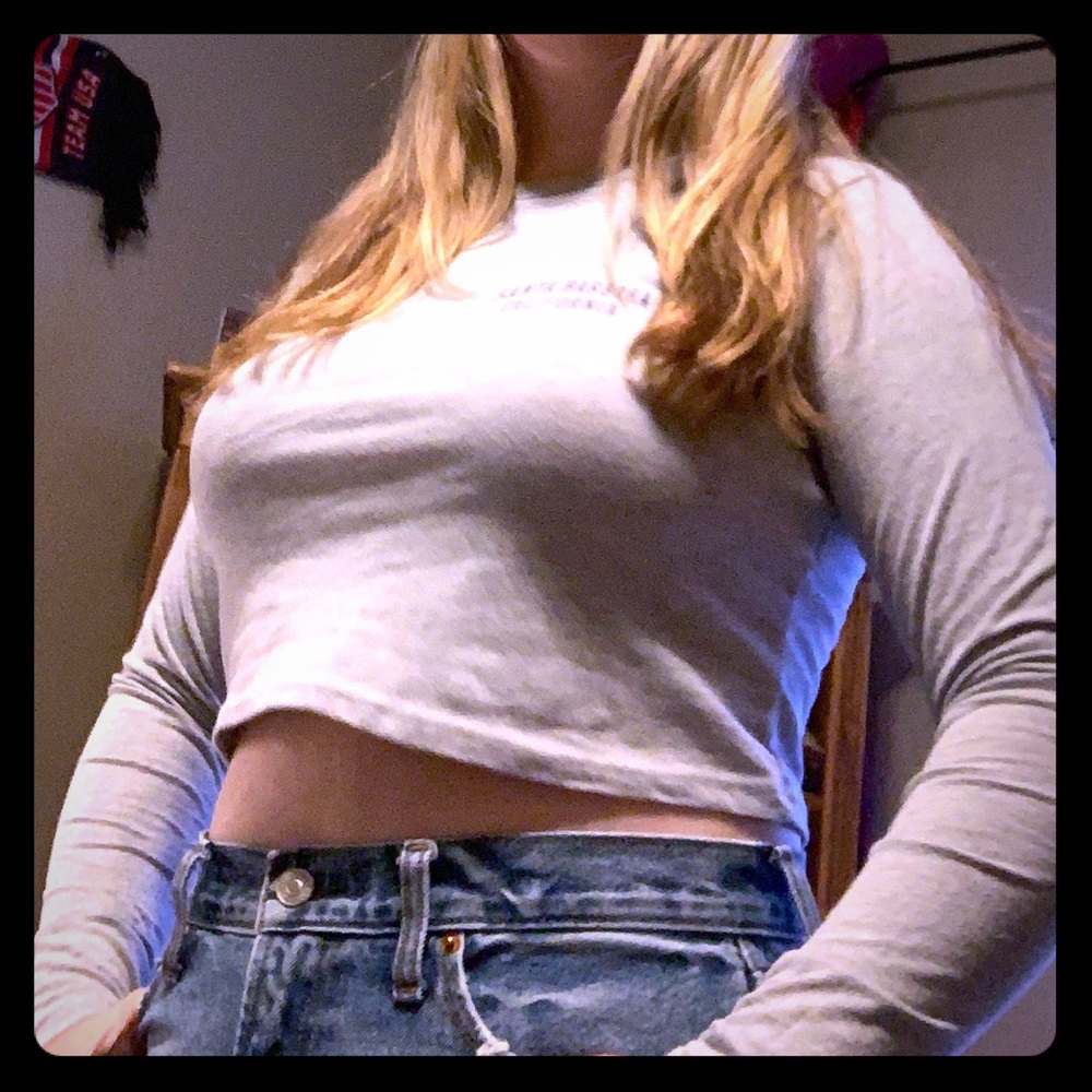 Long sleeve crop top